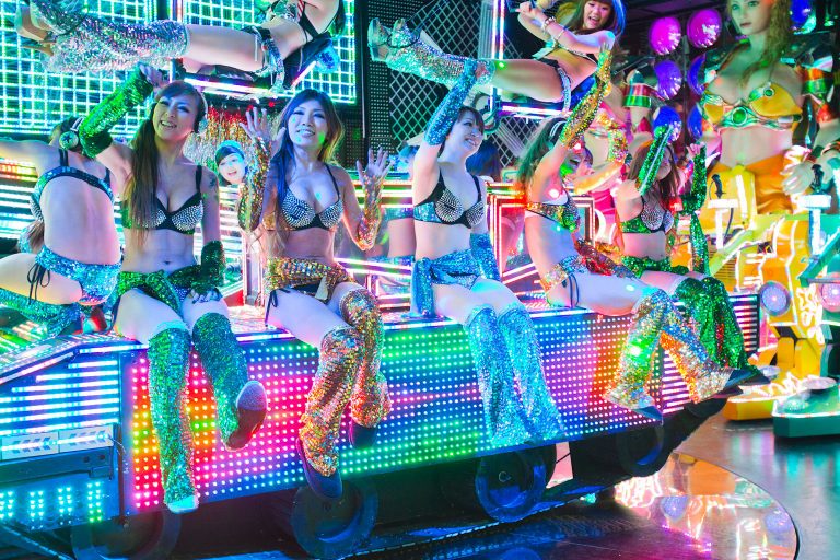 Japanese Government Preparing 100,000 Yen Handout for Citizens and Residents (Including the Nations 300,000 Sex Workers)