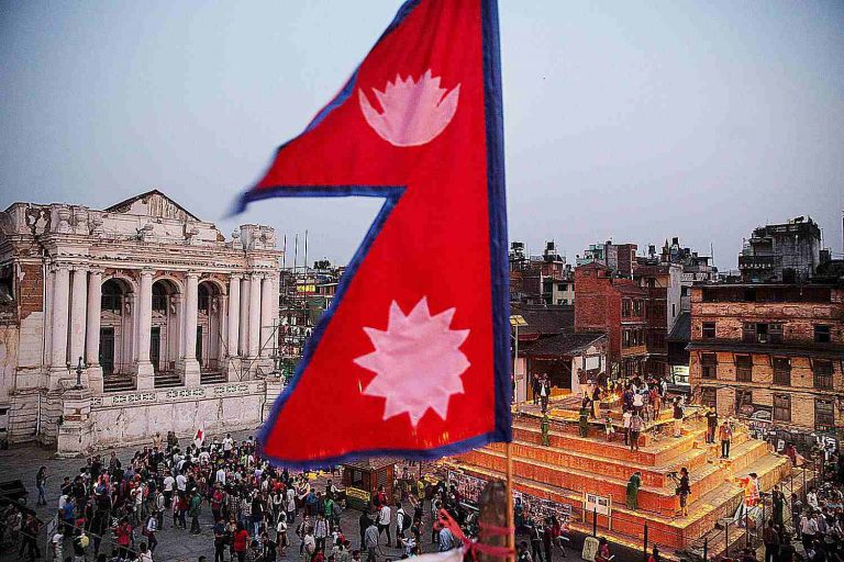 How many countries are communist?