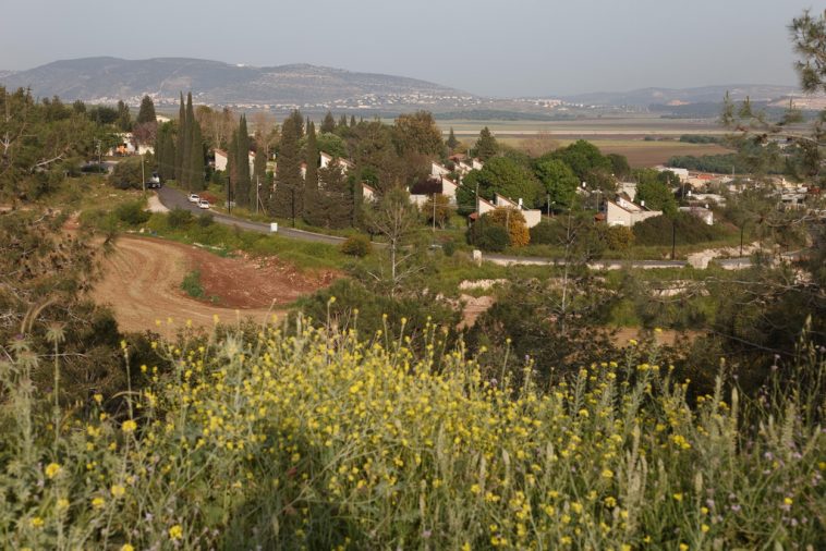 kibbutz